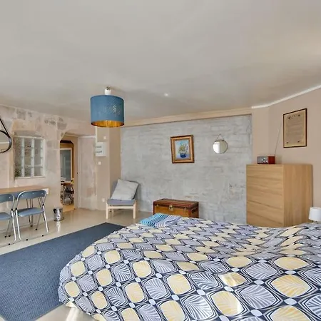 Quartier Vaugueux Apartamento *